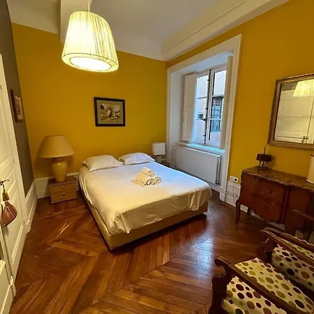 Les 24 Colonnes Apartamento *